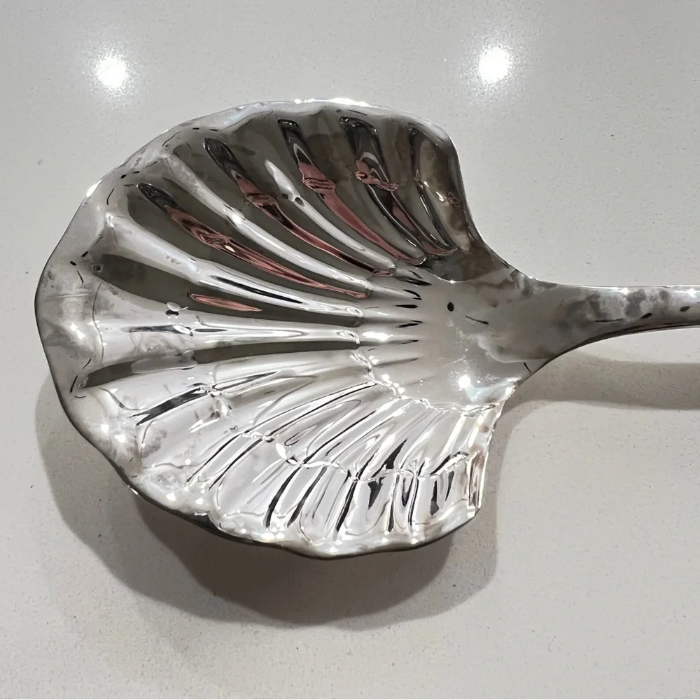 Silver-plated Berry Shell Serving Spoon